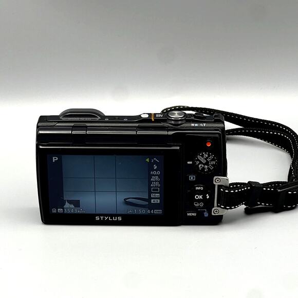 Olympus Stylus Tough TG-850 Digital Camera | 16MP | Flip Screen - Picture 4 of 4